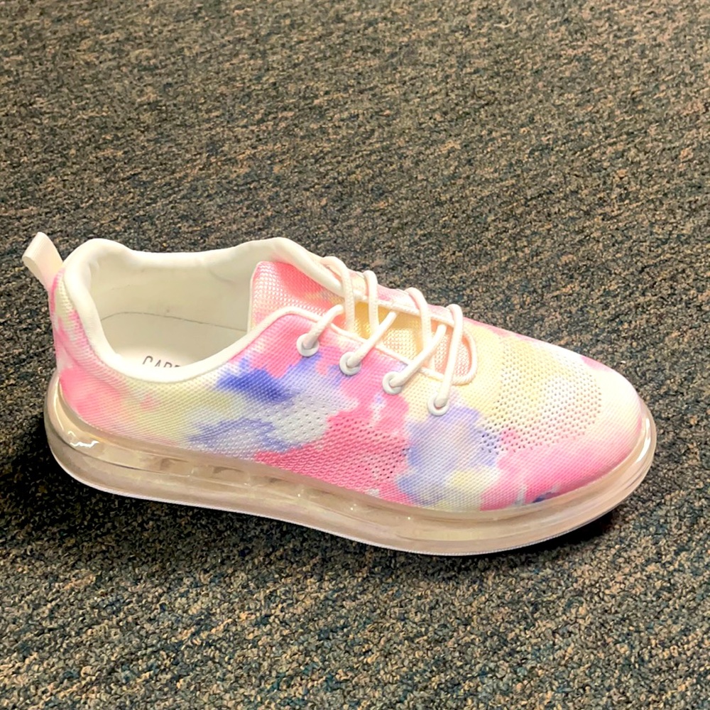 Colorful Sneakers with gel pac